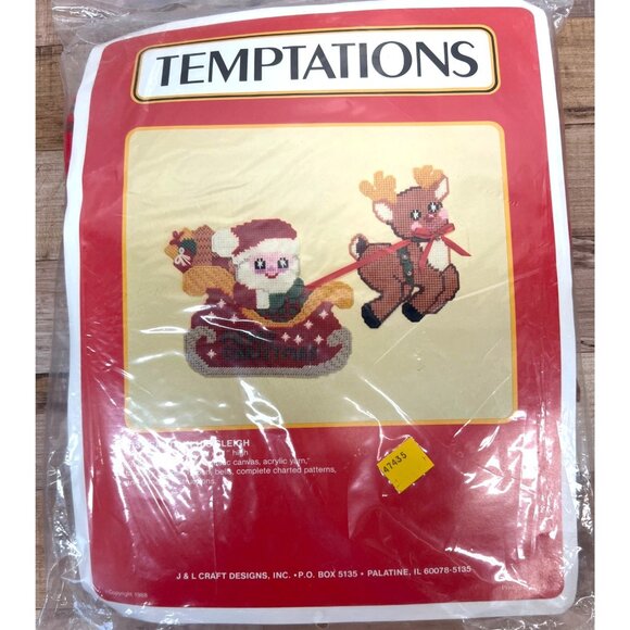 Santa In His Sleigh Plastic Canvas Kit 20" X 11" Acrylic Yarn & Accessories - Picture 1 of 4